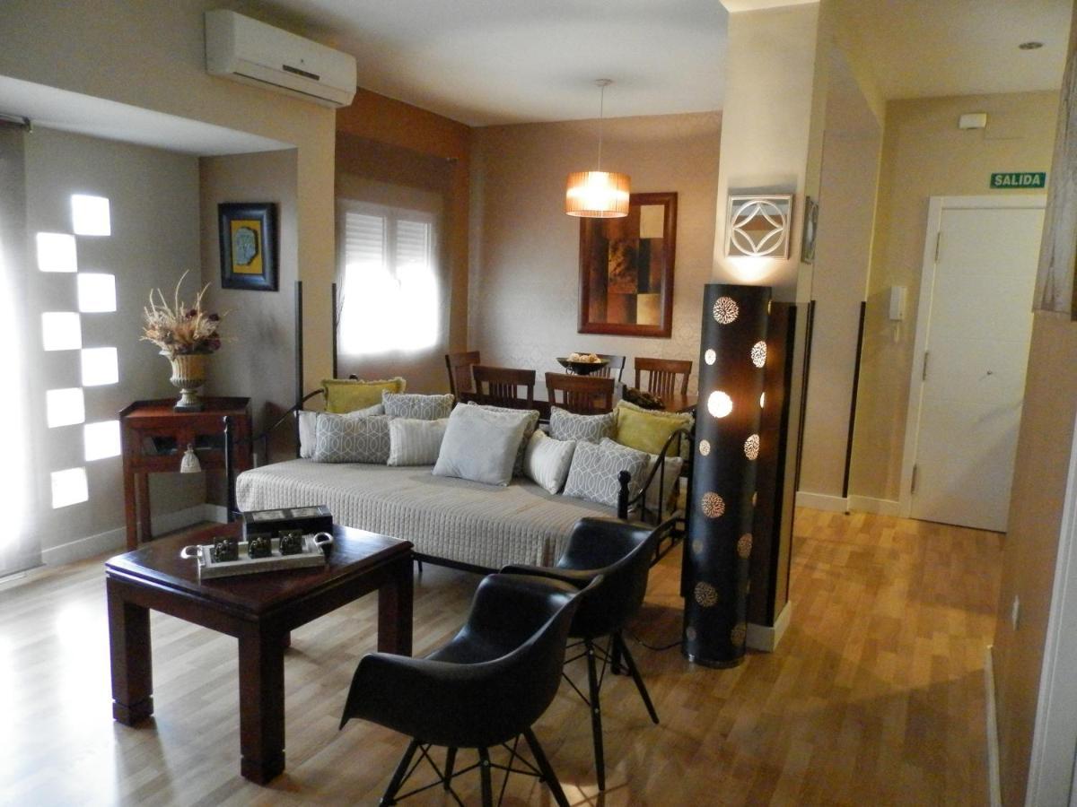 Apartamentos Nundinae Mérida Exteriör bild
