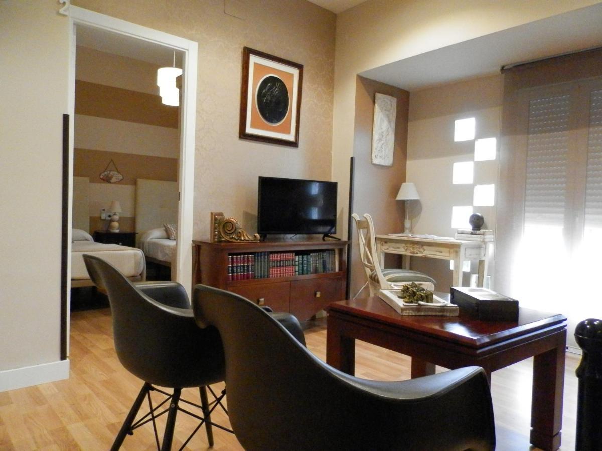 Apartamentos Nundinae Mérida Exteriör bild